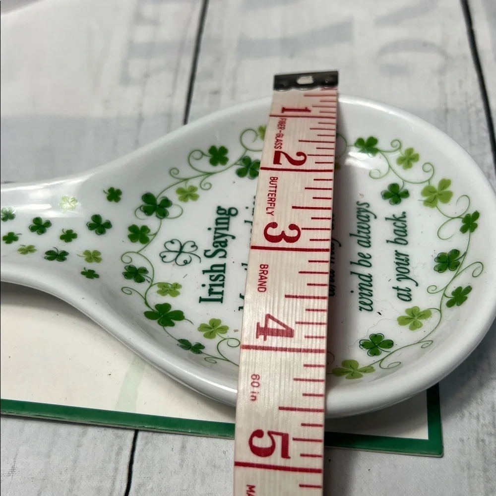 🍀 A Little Irish Luck Spoon Rest – Shamrock Clover Irish Saying – Kitchen Decor
